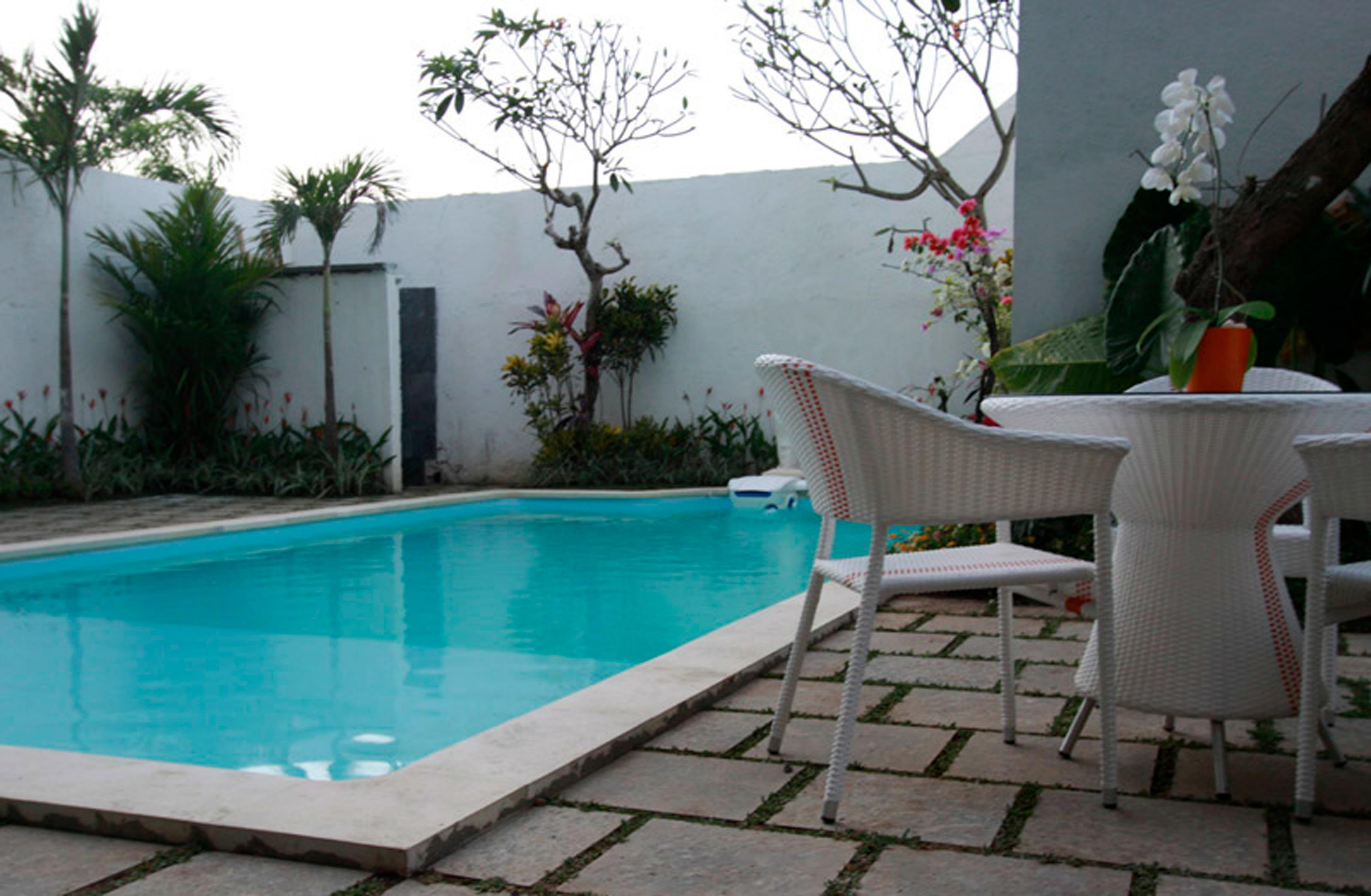 Spazzio Bali Hotel Кута Екстер'єр фото