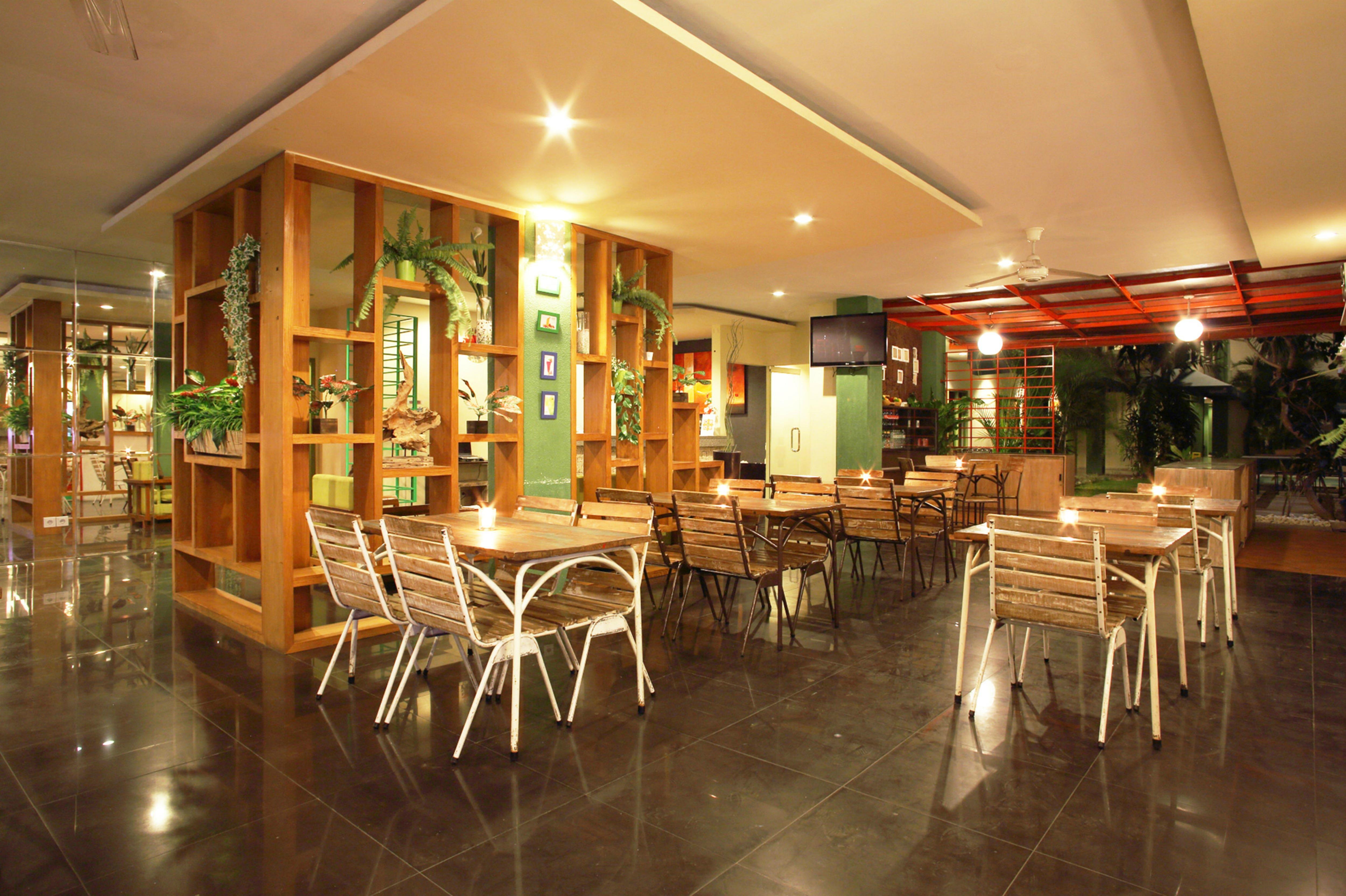 Spazzio Bali Hotel Кута Екстер'єр фото