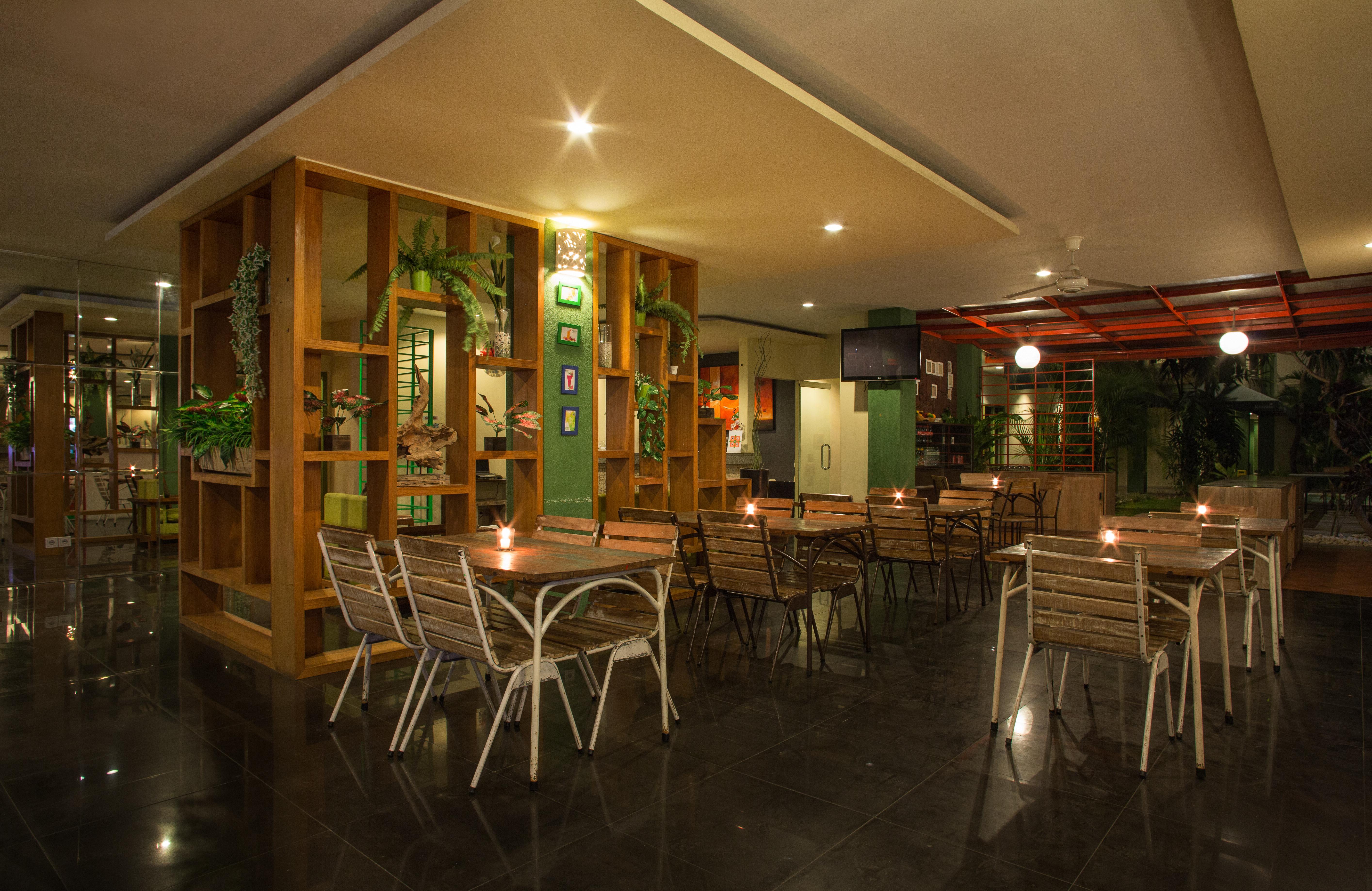 Spazzio Bali Hotel Кута Екстер'єр фото