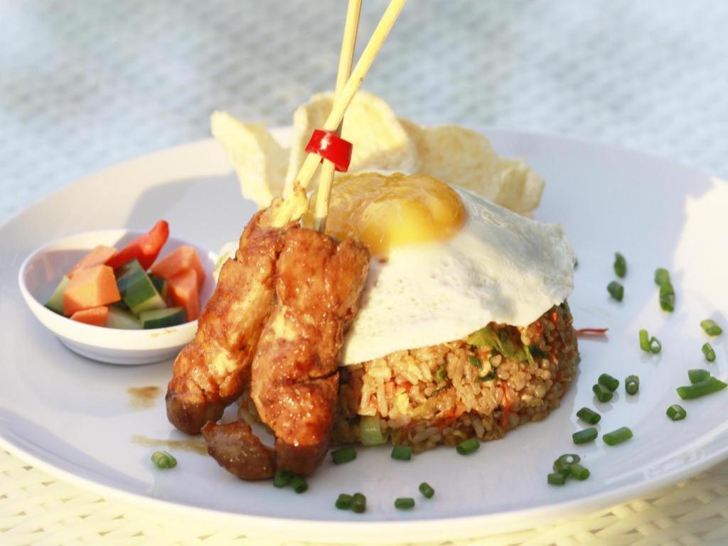 Spazzio Bali Hotel Кута Екстер'єр фото