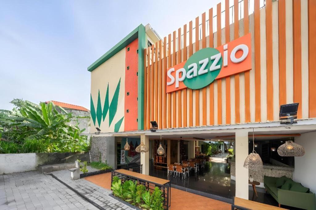 Spazzio Bali Hotel Кута Екстер'єр фото