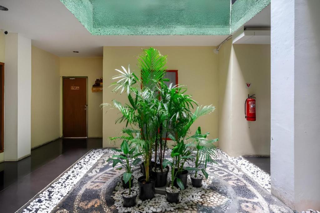 Spazzio Bali Hotel Кута Екстер'єр фото