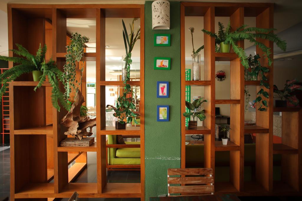 Spazzio Bali Hotel Кута Екстер'єр фото